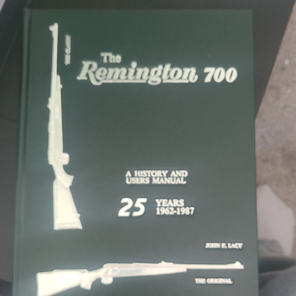 Remington 700 Manual in Dark Green